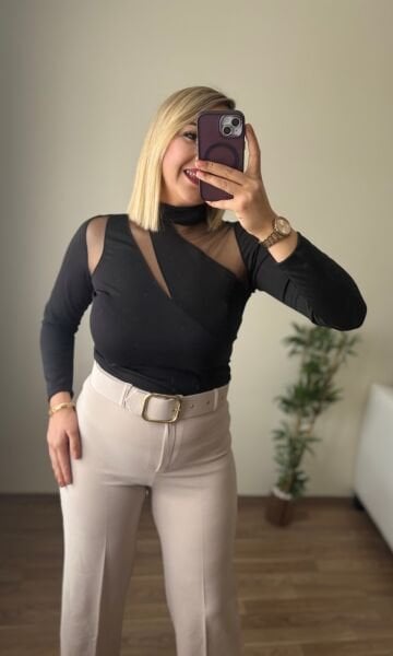 Siyah