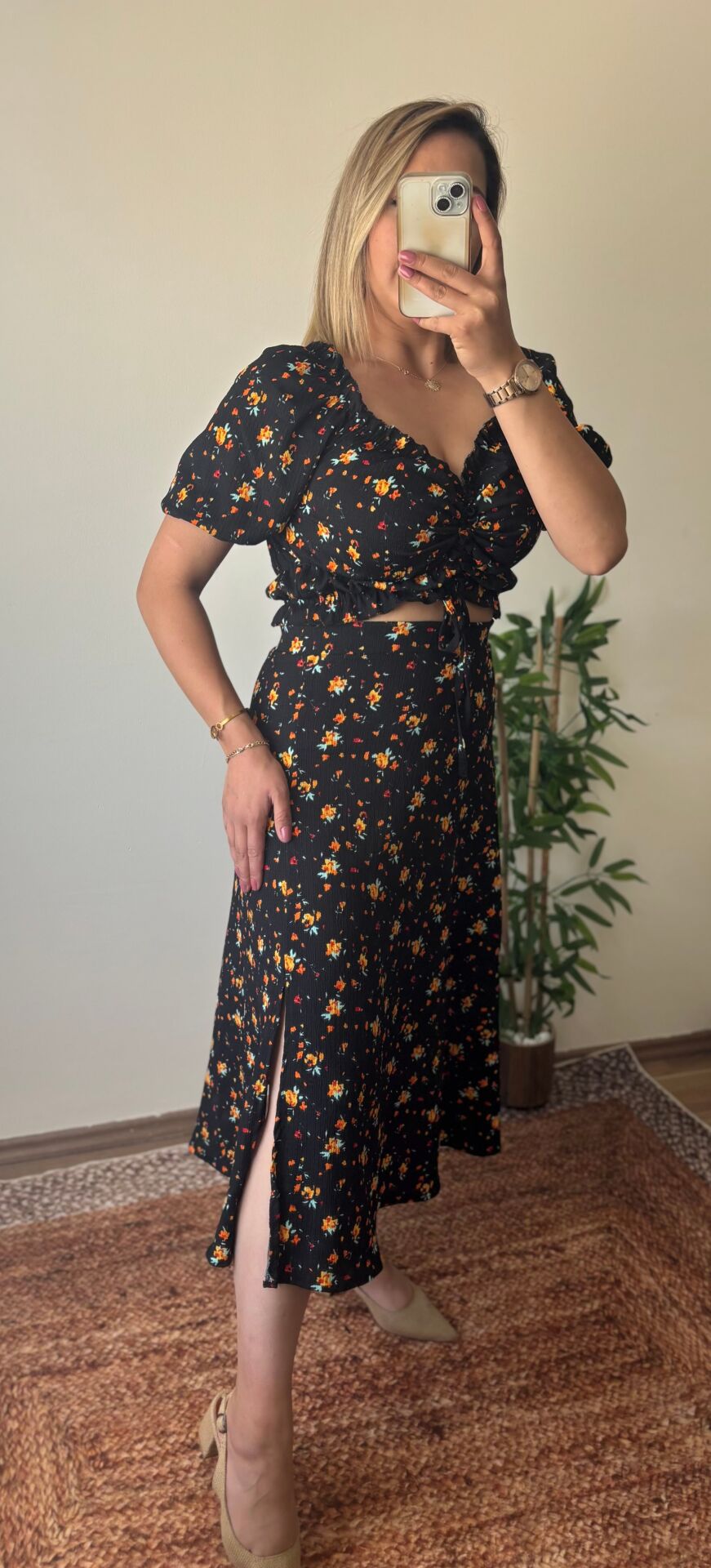 Yırtmaçlı Etekli Takım Siyah Desenli - M