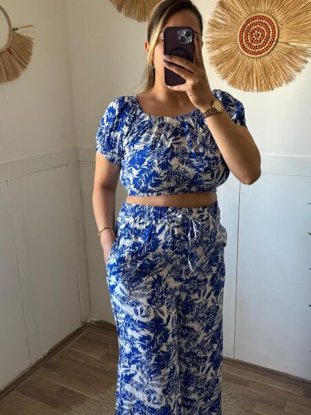 Desenli Crop Takim