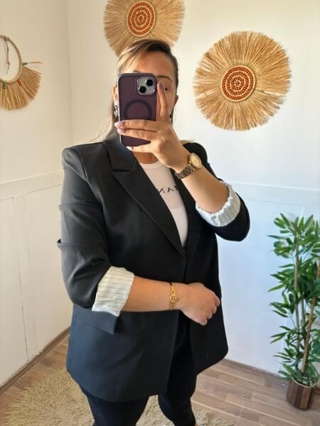 Siyah Çizgi Astarlı Ceket