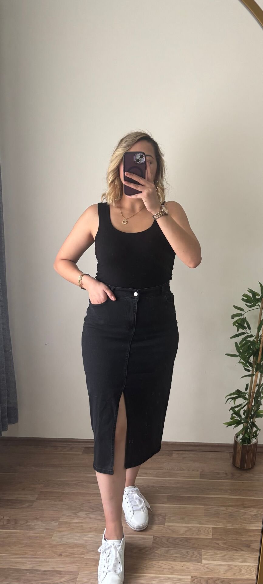 Önden Yırtmaçlı Kot Etek