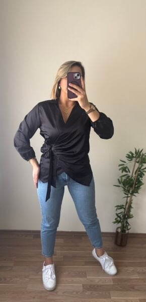 Yandan Bağlamalı Saten Gömlek