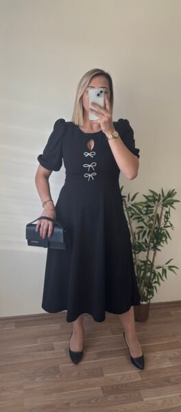 Fiyonklu Elbise