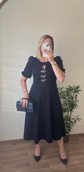 Fiyonklu Elbise