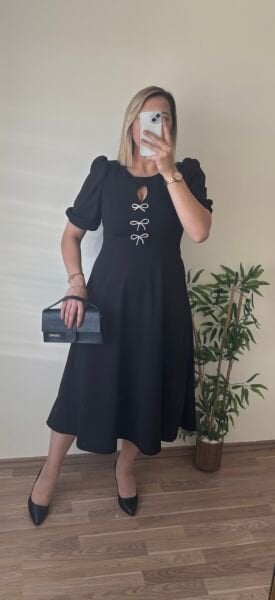 Fiyonklu Elbise