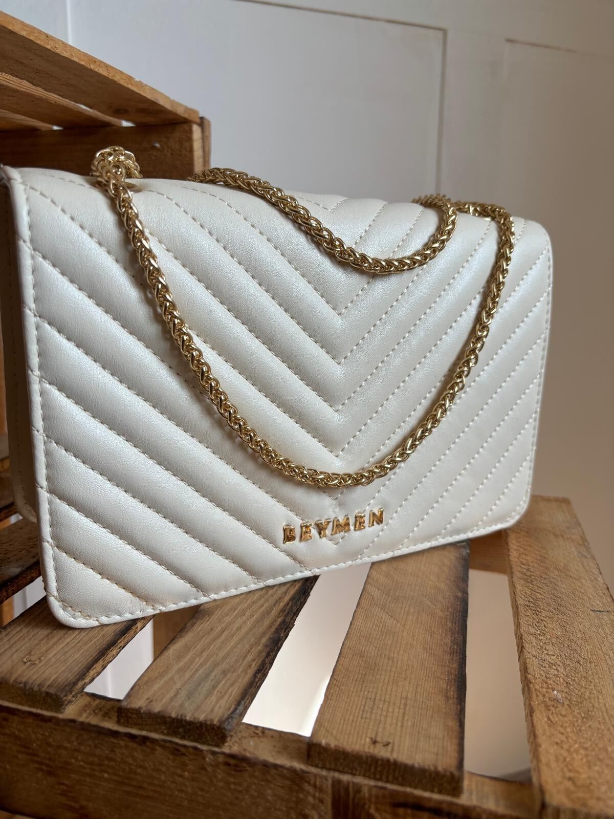 Krem Gold Zincirli Çanta