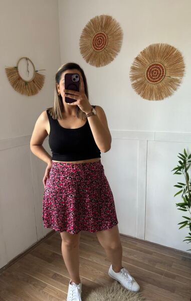 Desenli Şort Etek Pembe Çiçek - M