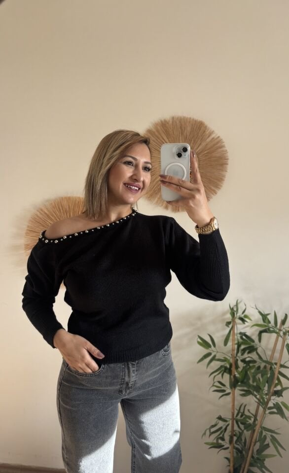 Tek Omuz Detayli Bluz