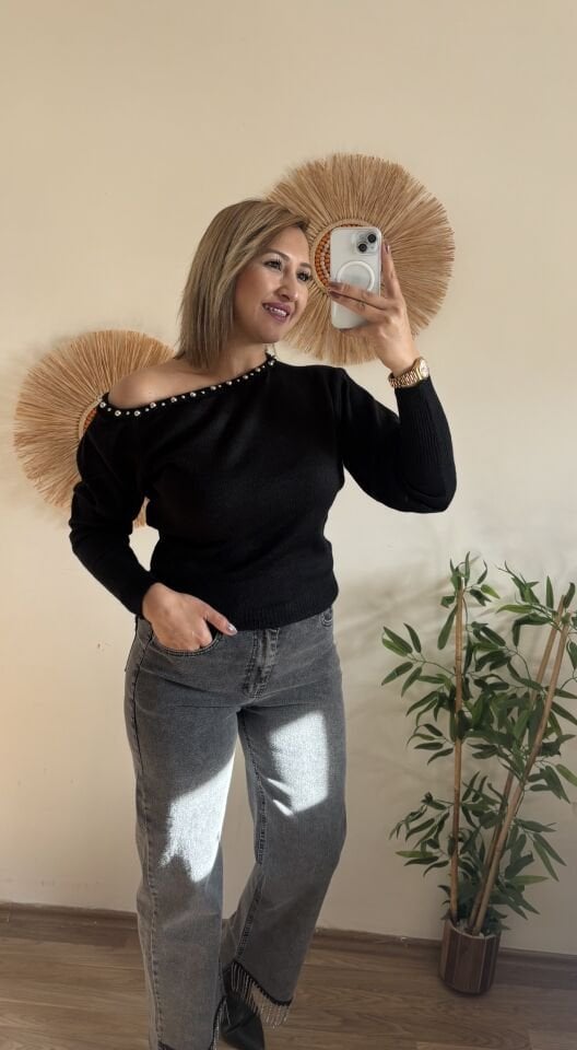 Tek Omuz Detayli Bluz