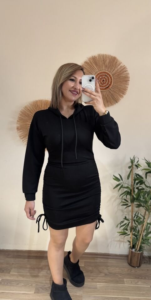 Yandan Buzgulu Kapsonlu Elbise