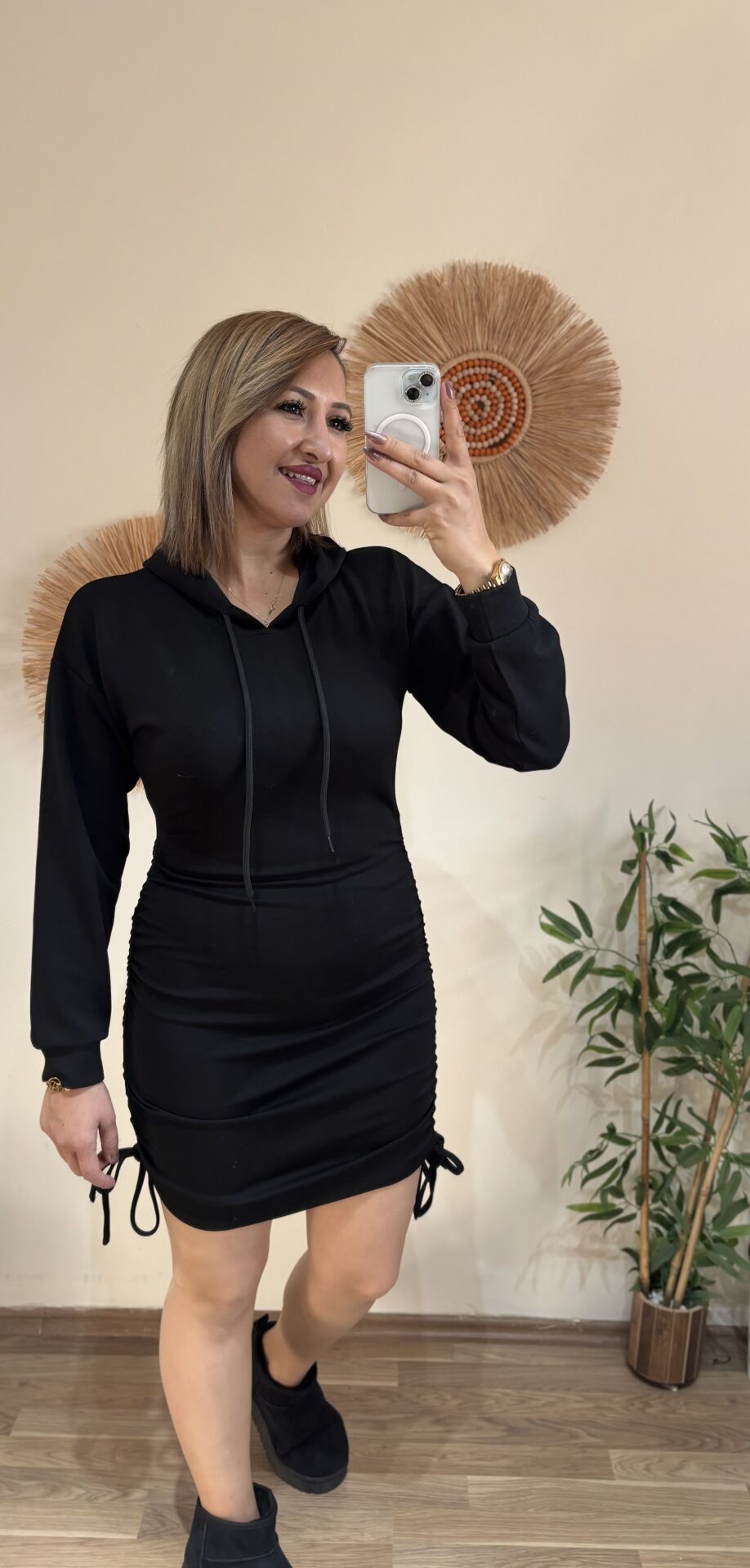 Yandan Buzgulu Kapsonlu Elbise