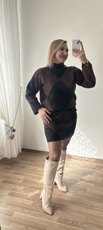 Kase Etekli Takim Kahverengi