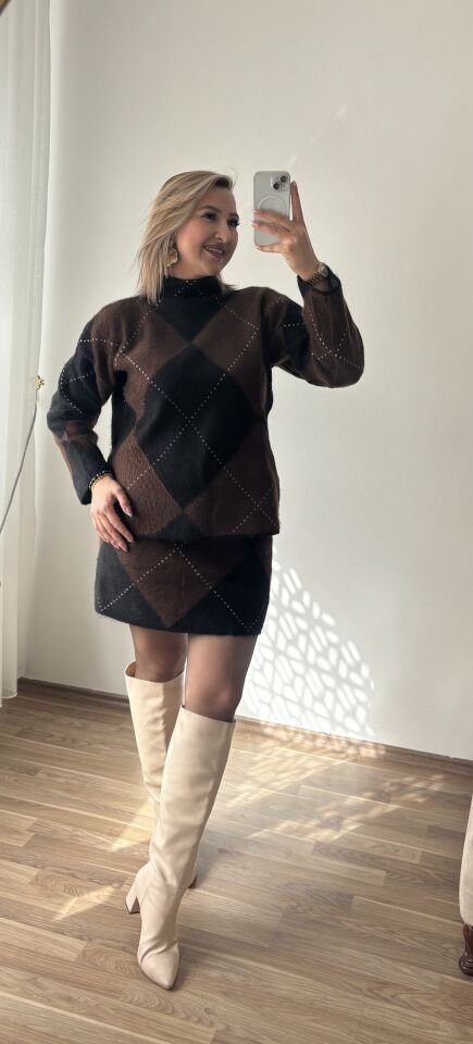 Kase Etekli Takim Kahverengi