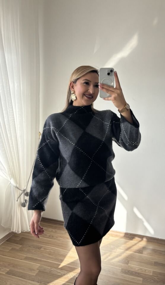 Kase Etekli Takim Antrasit