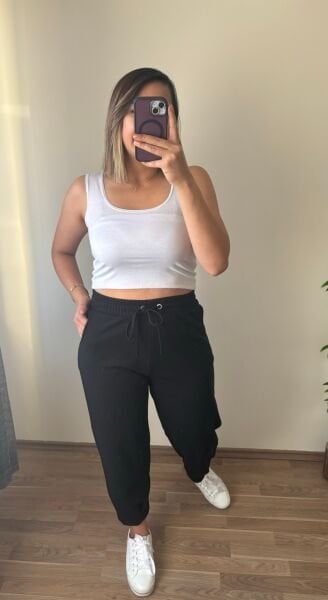 Siyah